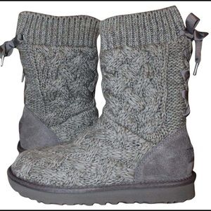 UGG Gray Isla Ribbon Bow Sweater/Suede Boots